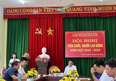 HỘI NGHỊ CCVC-NLĐ TRƯỜNG THCS HÀ LĨNH NĂM HỌC 2024-2025